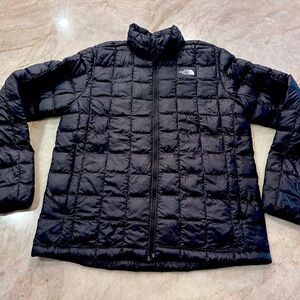 Men’s Northface Black Thermoball Size Large Never worn